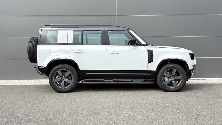 2024 認證中古車 Land Rover Defender 110 Fuji White 3.0 litre i6D​ D300 X-DYNAMIC HSE