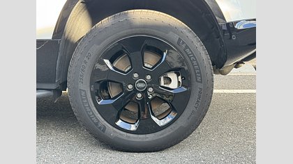 Defender 90 33