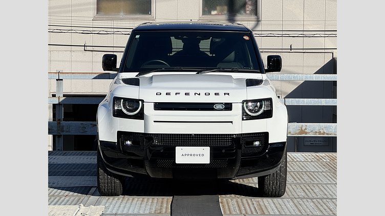 2025 認定中古車 Land Rover Defender 90 フジホワイト D350 ディーゼルマイルドハイブリッド X-Dynamic HSE