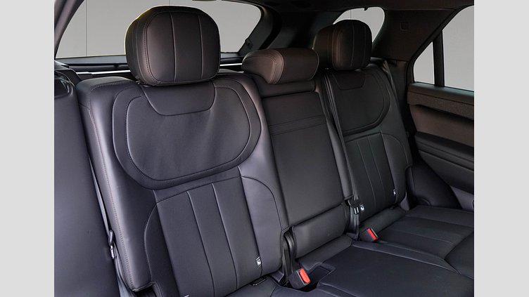 2026 Approved Land Rover Range Rover Sport Czarny Santorini Black D300 Diesel MHEV SWB Dynamic SE