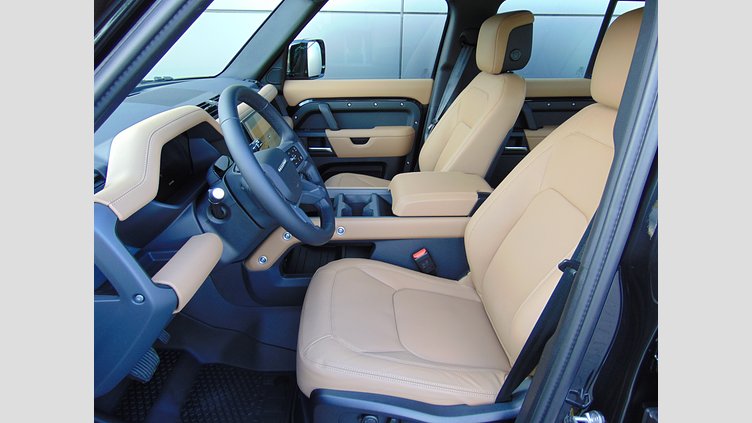 2026 Новий Land Rover Defender 110 Santorini Black 3.0 litre i6D​ X-Dynamic HSE