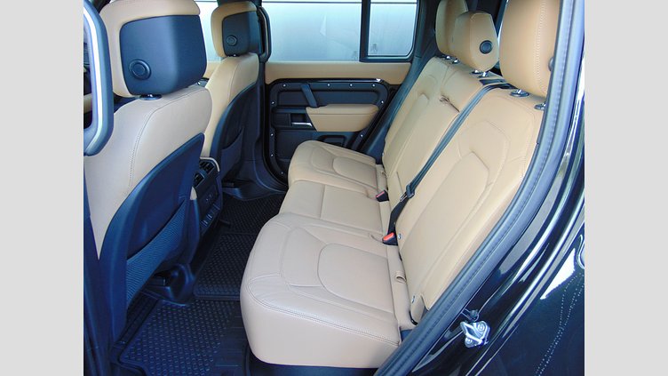 2026 Новий Land Rover Defender 110 Santorini Black 3.0 litre i6D​ X-Dynamic HSE