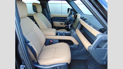 Defender 110 14
