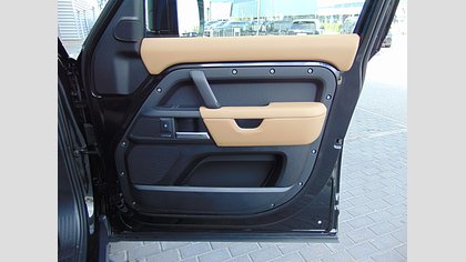 Defender 110 16