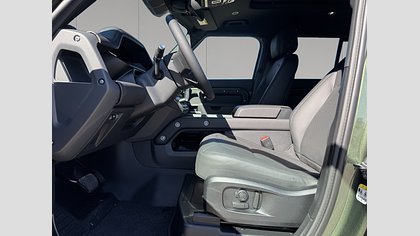 Defender 110 11