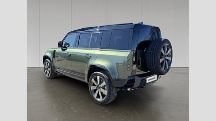 Defender 110 3