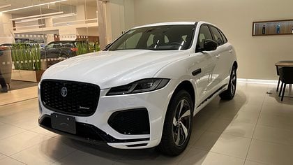 F-Pace 0