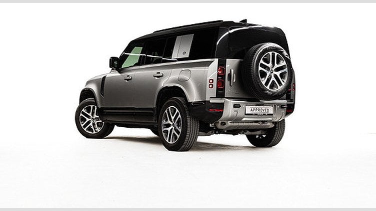 2023 Approved Land Rover Defender 110 Silicon Silver metallic AWD PHEV 404 hk 6-Seter m/ACC/ElKrok/Panorama