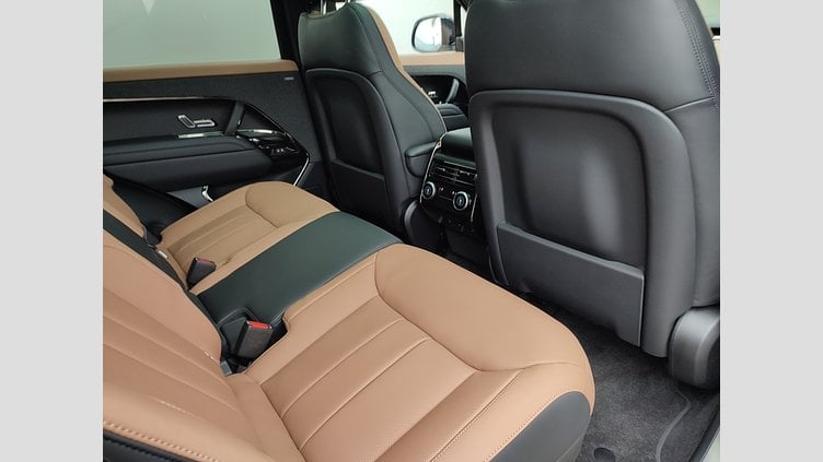 2023 Approved/Jazdené Land Rover Range Rover Sport Borasco Grey 4x4 3.0 I6 D300 MHEV Dynamic HSE AWD A/T