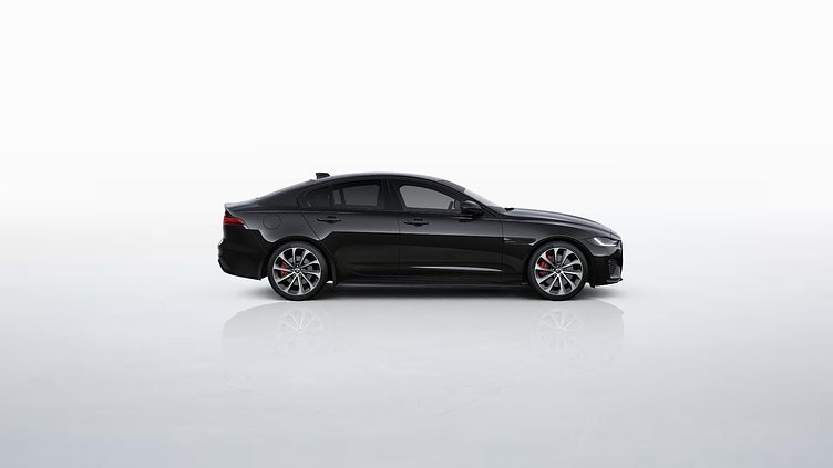 2024 нови автомобили Jaguar XE Santorini Black D200 R-DYNAMIC SE