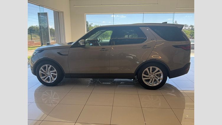 2023 New Land Rover Discovery Silver 300PS DIESEL AWD 5 Door Auto S 300PS DIESEL AWD 5 Door Auto S