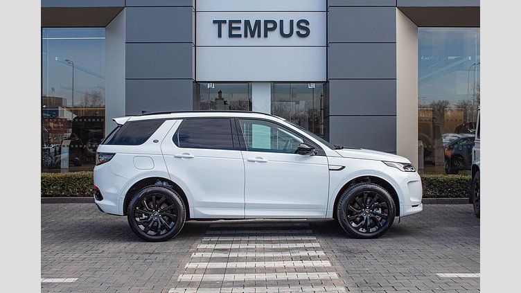 2023 JAZDENÉ VOZIDLÁ Land Rover Discovery Sport Fuji White 2,0-liter, 4-valec, Diesel, 204 PS ,(automat), pohon všetkých kolies , 7-miestne  S