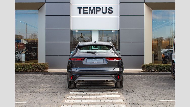 2024 SKLADOVÉ VOZIDLÁ Jaguar F-Pace Sivá Carpathian P250 AWD Ingenium 2,0-liter, 6-valec, 300 k (automat),
pohon všetkých kolies R-DYNAMIC HSE
