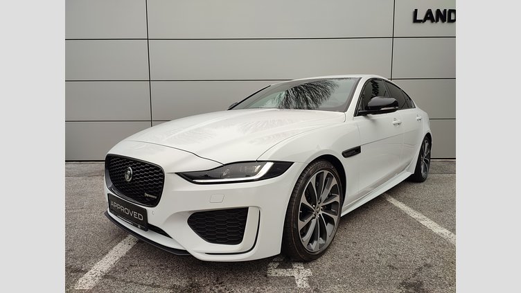 2024 Approved/Jazdené Jaguar XE Fuji White RWD 2.0D I4 D200 R-Dynamic SE A/T