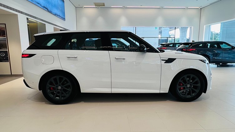 2024 新車 Land Rover Range Rover Sport (1AA) Fuji White 富士山白 P400 Petrol Mild Hybrid 標準軸距 Dynamic SE