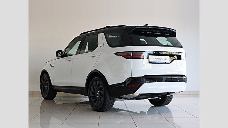 2024 Approved Land Rover Discovery Fuji White AWD D300 Dynamic HSE