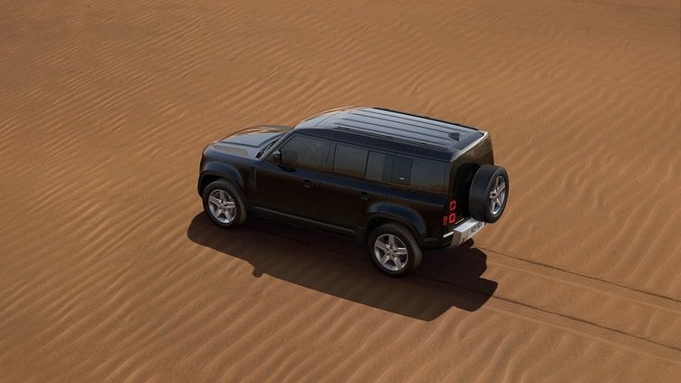 2024 Mới Land Rover Defender 110 Đen Santorini P300 SỐ TỰ ĐỘNG AWD SE