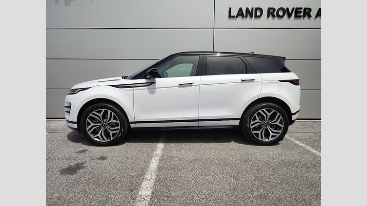 2022 JAZDENÉ VOZIDLÁ Land Rover Range Rover Evoque Fuji White AWD PHEV R-Dynamic SE AWD A/T