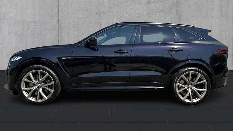 2023 Approved Jaguar F-Pace Santorini Black 5.0 P550 SVR aut.