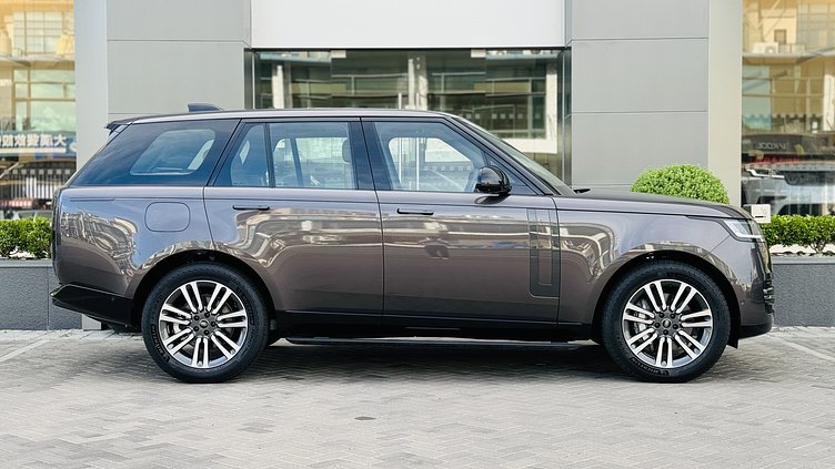 2023 認證中古車 Land Rover Range Rover (1DN) Charente Grey 夏朗德灰 P400 SE SWB