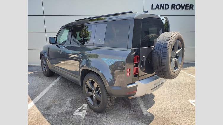 2023 Approved/Jazdené Land Rover Defender 110 Carpathian Grey 4x4 110 3.0D I6 D300 MHEV SE A/T AWD