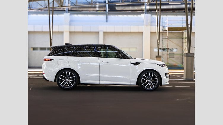 2023 Approved Land Rover Range Rover Sport Fuji White Dynamic SE 400PS Auto L461 3.0P AJ20-P6H AWD 5DR SWB Dynamic SE 400PS Auto, South Africa, AC461/350XT, 23MY