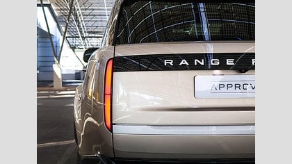 Range Rover 9