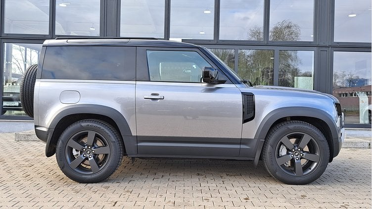 2023 Używany Land Rover Defender 90 Eiger Grey P400 AWD Auto MHEV SE