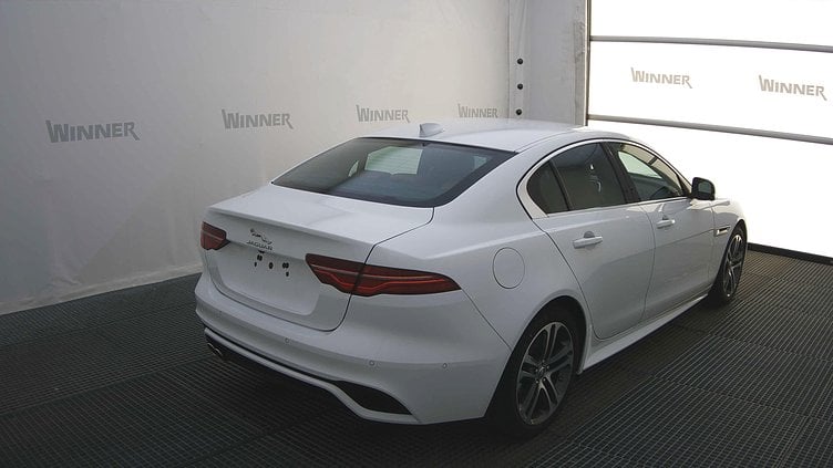 2024 Новий Jaguar XE Fuji White 2WD R-Dynamic S