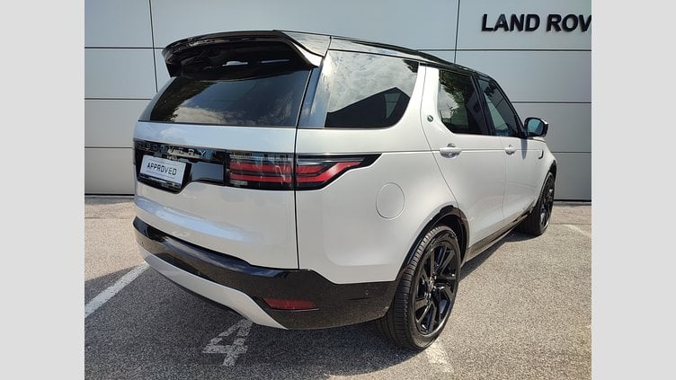 2024 Approved/Jazdené Land Rover Discovery Hakuba Silver 4x4 3.0 I6 D250 MHEV Dynamic SE AWD A/T