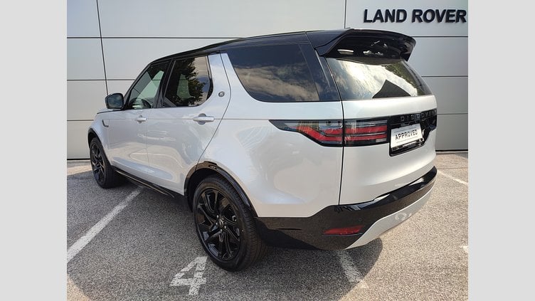 2024 Approved/Jazdené Land Rover Discovery Hakuba Silver 4x4 3.0 I6 D250 MHEV Dynamic SE AWD A/T