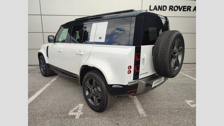 2024 Approved/Jazdené Land Rover Defender 110 Fuji White 4x4 3.0D I6 D250 MHEV X-Dynamic SE A/T AWD