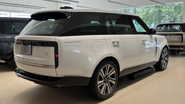 2024 新車 Land Rover Range Rover (1EJ) Ostuni Pearl White 珍珠白 P615 汽油 (輕油電混合) 長軸距 SV