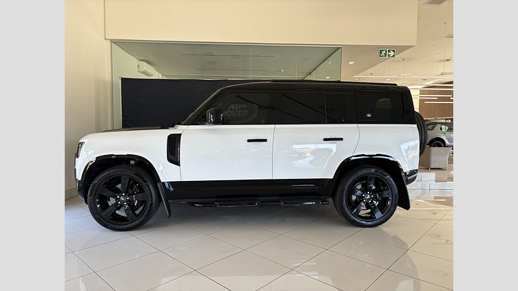 2023 Approved Land Rover Defender 110 Fuji White AWD D300 X_DYNAMIC HSE