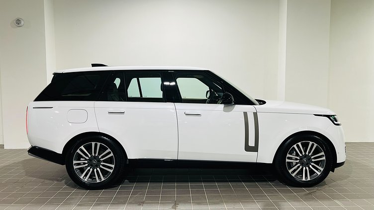 2024 新車 Land Rover Range Rover (1EJ) Ostuni Pearl White 珍珠白 P400 汽油 (輕油電混合) 標準軸距 SE