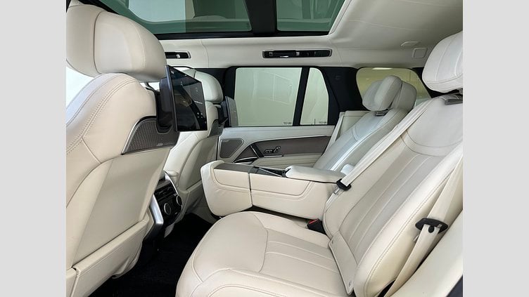 2023 Begagnad Land Rover Range Rover Sunset Gold in Satin finish 4.4L V8 AWD P530 First Edition 