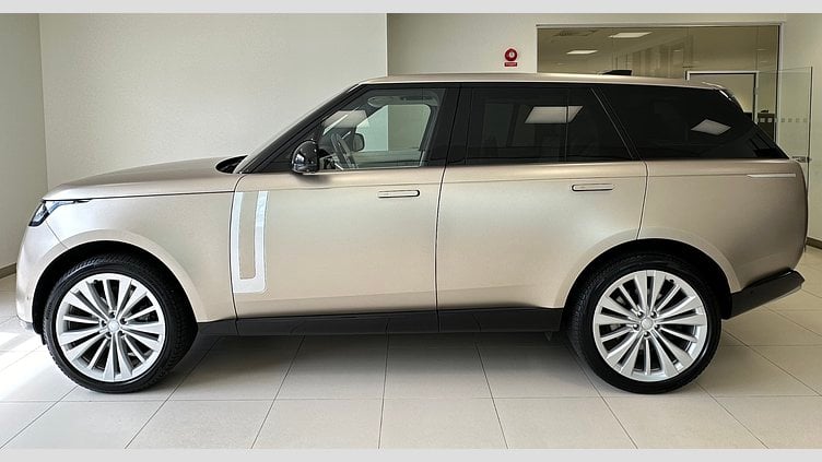 2023 Begagnad Land Rover Range Rover Sunset Gold in Satin finish 4.4L V8 AWD P530 First Edition 