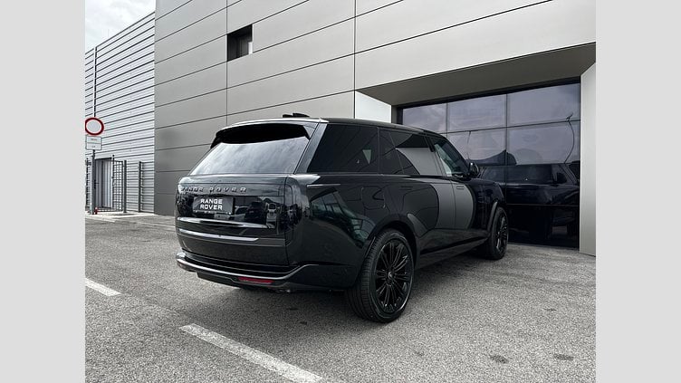 2024 SKLADOVÉ VOZIDLÁ Land Rover Range Rover Santorini Black P530 Autobiography 