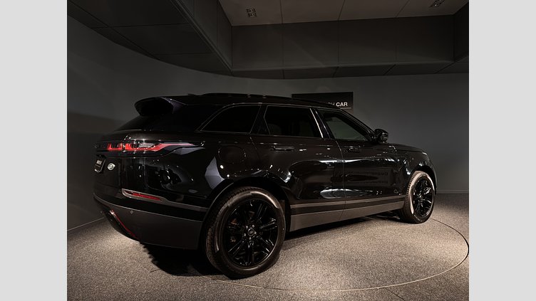 2019 Begagnad Land Rover Range Rover Velar Santorini Black AWD P250 R-dynamic SE