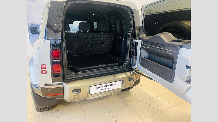 2021 Approved Land Rover Defender 110 Indus Silver -  D300 SE X-Dynamic (221KW)