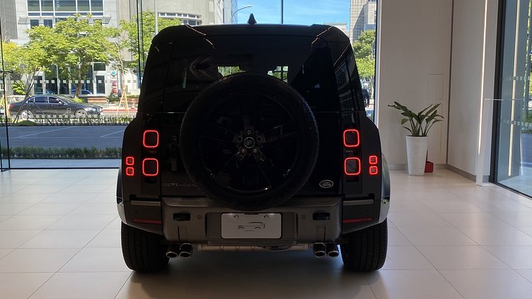 2023 新車 Land Rover Defender 90 (1AU) 喀爾巴阡灰 Carpathian Grey 525 PS Carpathian Edition V8