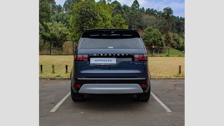 2024 Approved Land Rover Discovery Varesine Blue AWD 3D 221kW D300 Metropolitan Edition