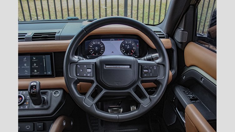 2021 Approved Land Rover Defender 90 Pangea green AWD 294kW P400 X