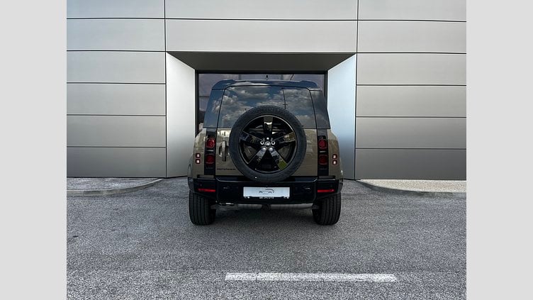 2024 SKLADOVÉ VOZIDLÁ Land Rover Defender 110 Gondwana Stone D300 X-Dynamic HSE