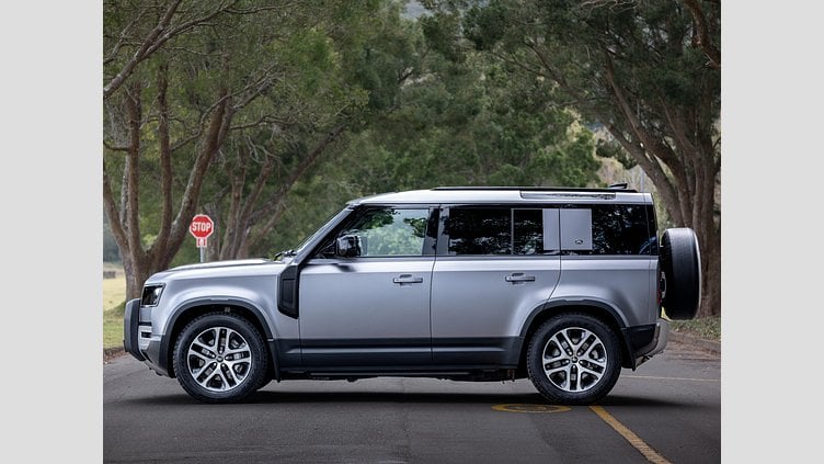 2020 Approved Land Rover Defender 110 Eiger Grey AWD Defender 110 P400 HSE