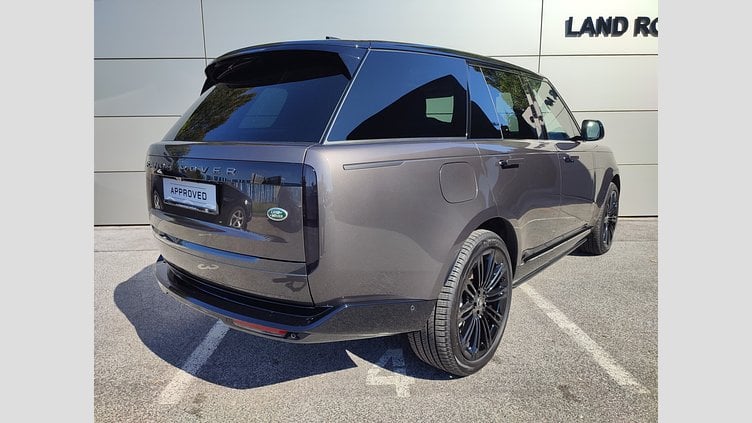 2023 Approved/Jazdené Land Rover Range Rover Charente Grey 4x4 4.4i V8 P530 SE AWD A/T, 390kW, A8, 5d.