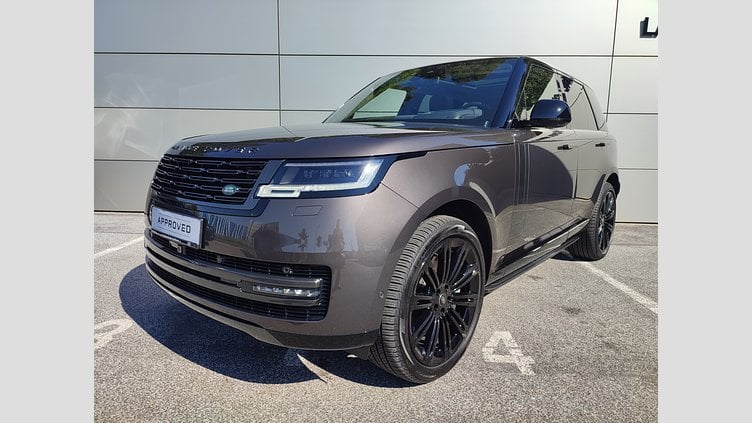 2023 Approved/Jazdené Land Rover Range Rover Charente Grey 4x4 4.4i V8 P530 SE AWD A/T, 390kW, A8, 5d.