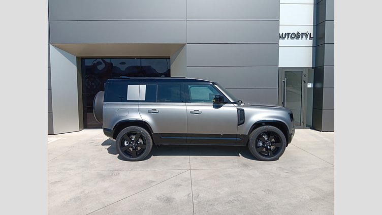 2024 Approved/Jazdené Land Rover Defender 110 Silicon Silver 3.0D MHEV 300PS X-Dynamic HSE