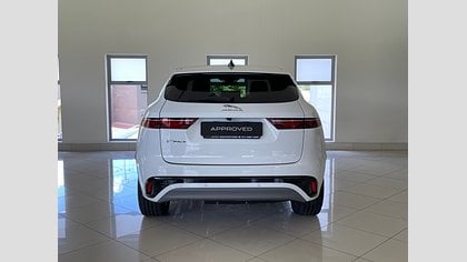 F-Pace 7