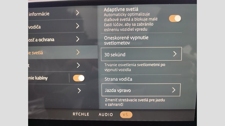 2024 JAZDENÉ VOZIDLÁ Land Rover Defender 110 Santorini Black 4x4 3.0D I6 D250 MHEV X-Dynamic HSE A/T AWD